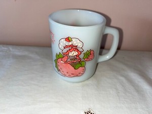 PRETTY VTG GLASS MUG 1980 STRAWBERRY SHORTCAKE American Greetings ANCHOR HOCKING