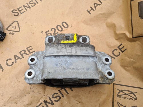 VW Caddy III 2K,Touran 1T 2,0 80KW/109PS Getriebehalter Links1K0199555M