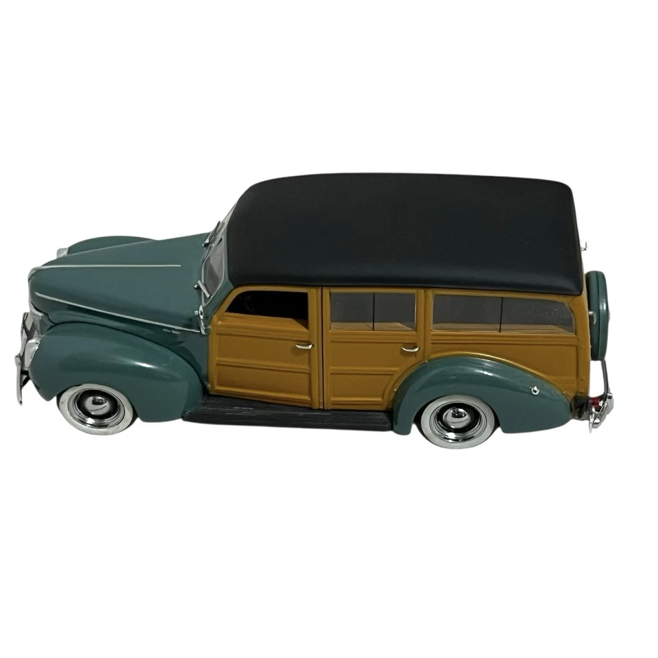 Vtg 1940 Ford Deluxe Woody Wagon 1/43 Danbury Mint Pauls Model Art Diecast Car - Image 3 of 4