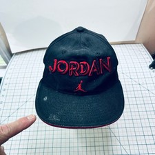 Michael Jordan Fitted Hat Black Red Youth S/M Jumpman Logo Baseball Cap