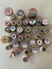 Vtg Vintage Lot Of 34 Wooden Wood Spools Thread Coats & Clark’s Belding J & P