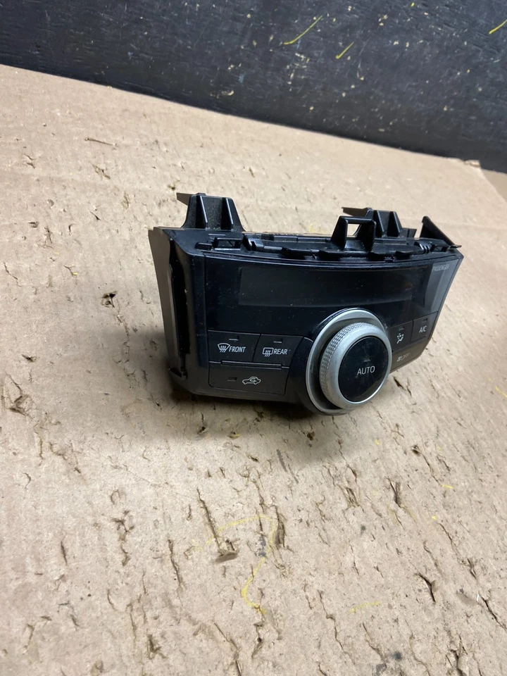 Toyota Prius V 2014 climatizador calefacción aire acondicionado panel de control OEM T6169 DG Foto 2 de 4