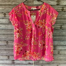 DR2 Women's Blouse Size XL Pink Floral Flutter Sleeve V-Neck Popover NWT