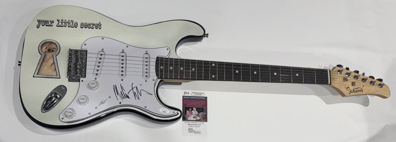 MELISSA ETHERIDGE SIGNED YOUR LITTLE SECRET ELECTRIC GUITAR JSA COA