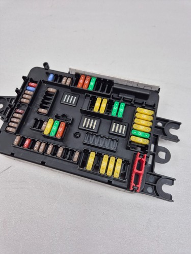 2018 BMW 1 SERIES FUSE BOX 140I 93890701