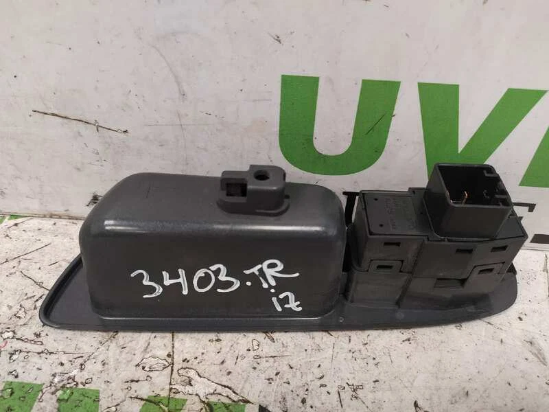 后窗控制面板 rh 适用于沃尔沃 S40 BERLINA 1.8 16V 1995 161807 — 第 2/4 张图片