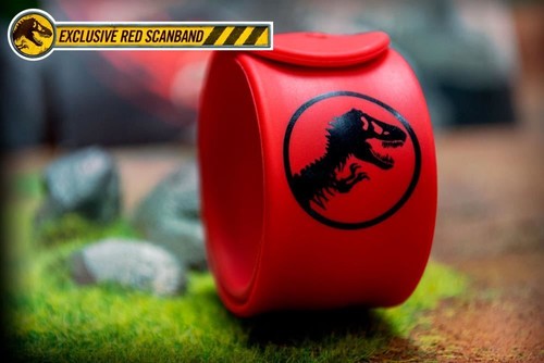Jurassic World Indominus Rex kit Metal Gift Box Limited Film Collection Set - Picture 7 of 21