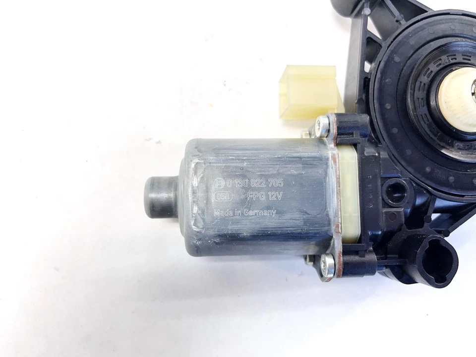 18-24 AUDI S4 S5 DELANTERO O TRASERO DERECHO PASO DERECHO VENTANA LATERAL DERECHO REGULADOR MOTOR OEM Foto 3 de 4