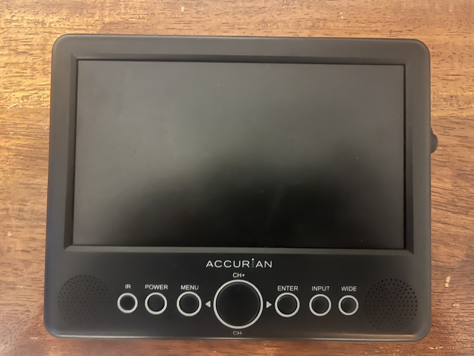 Accurian 7" Widescreen Portable Handheld TV 16454 Clean Tested, Great