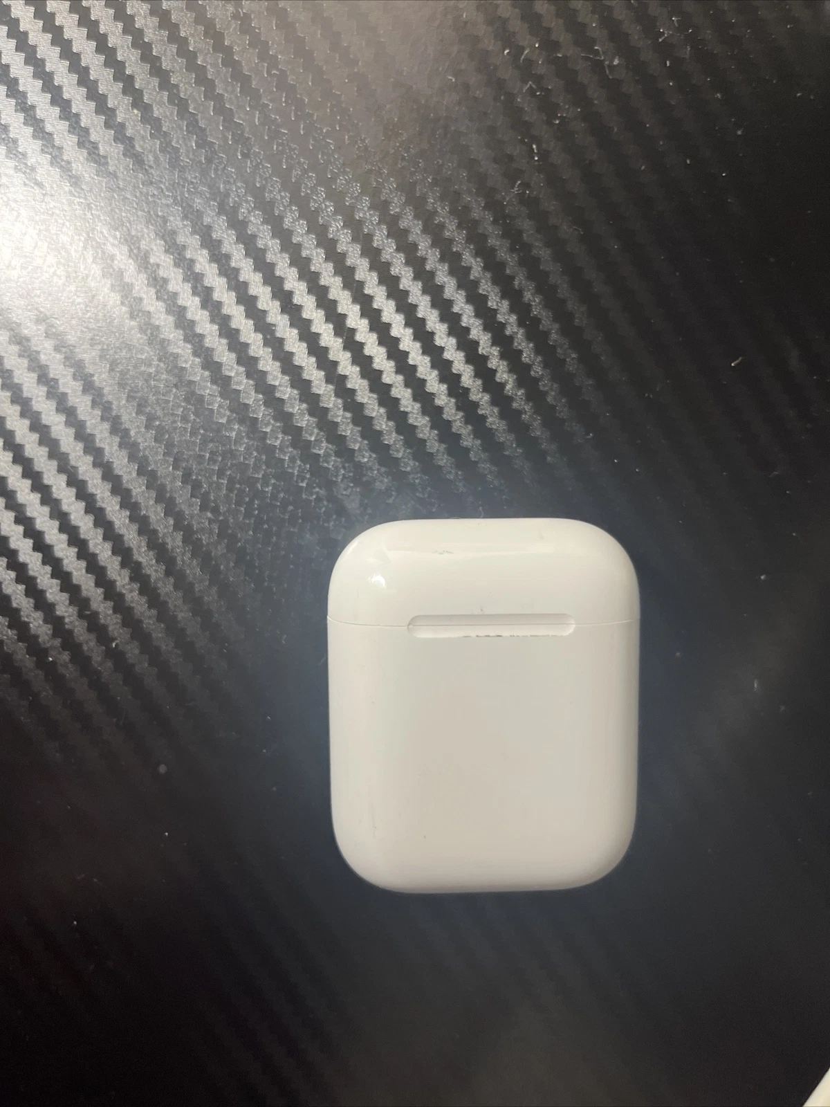 Apple AirPods 1st Generation Charging Case - White