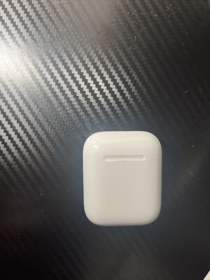 Apple AirPods 1st Generation Charging Case - White