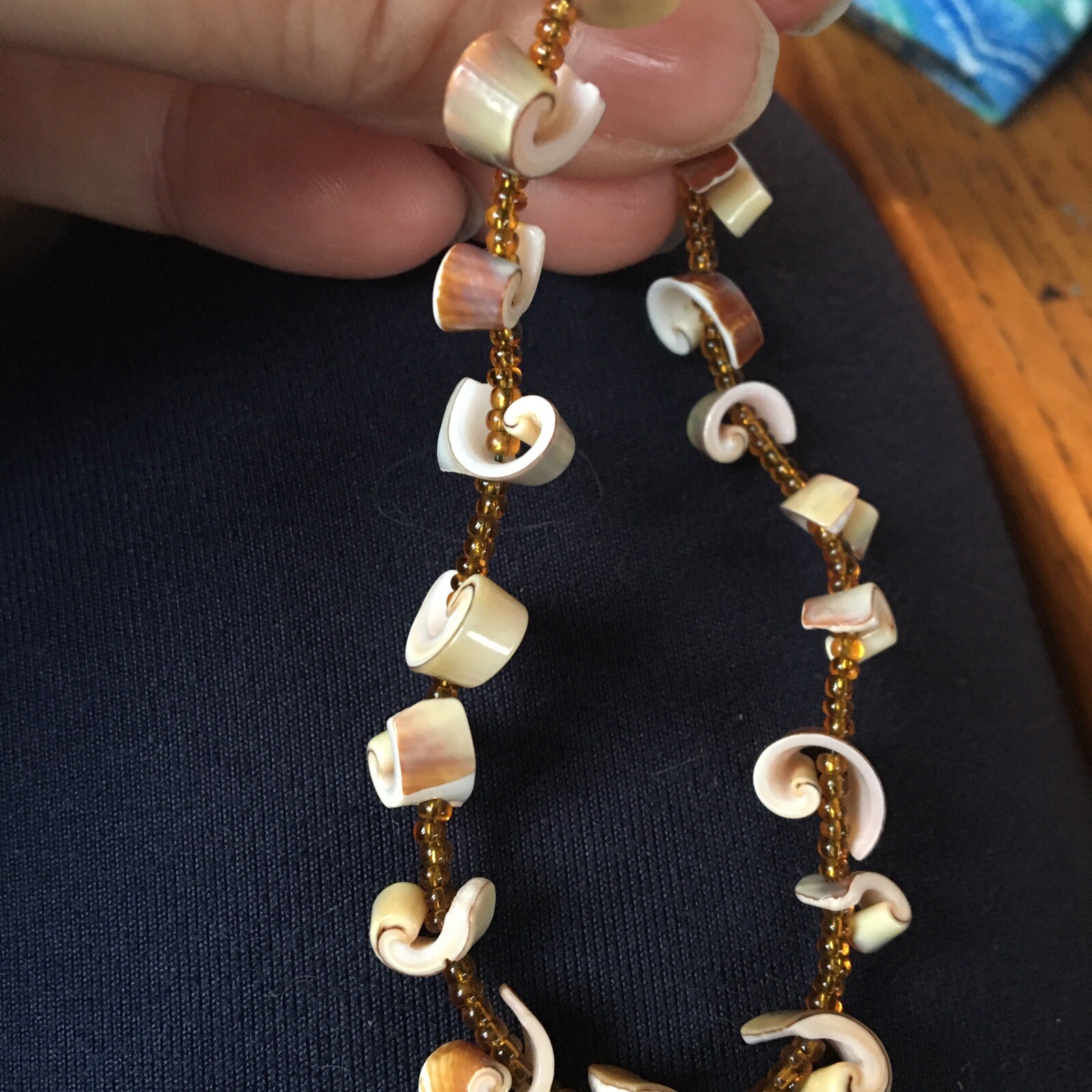 Unique Vintage 1950s Seashell Shell Bracelet Cost… - image 3