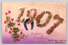 1907 Happy New Year Postcard Holly Wreath Horseshoe Embossed NYC Postmark