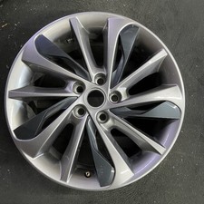 Buick Silver With Black Insert Encore GX OEM Wheel 18” 2020-2023  14004A