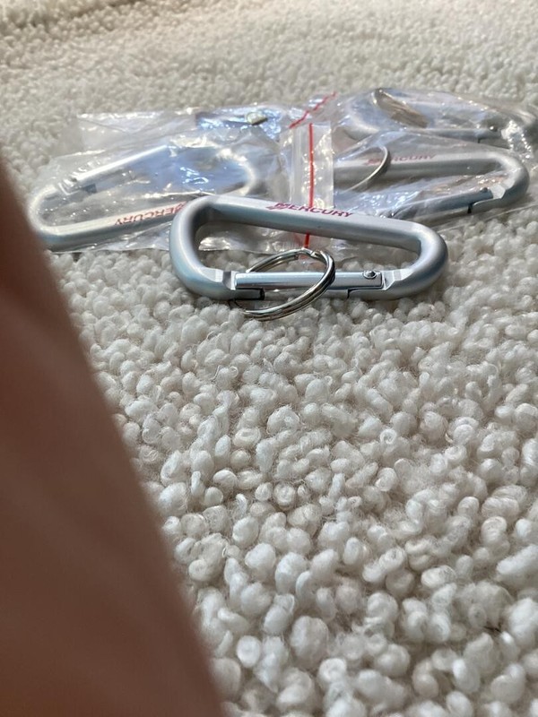 Fishing   - NEW MERCURY CARABINERS pack of 5