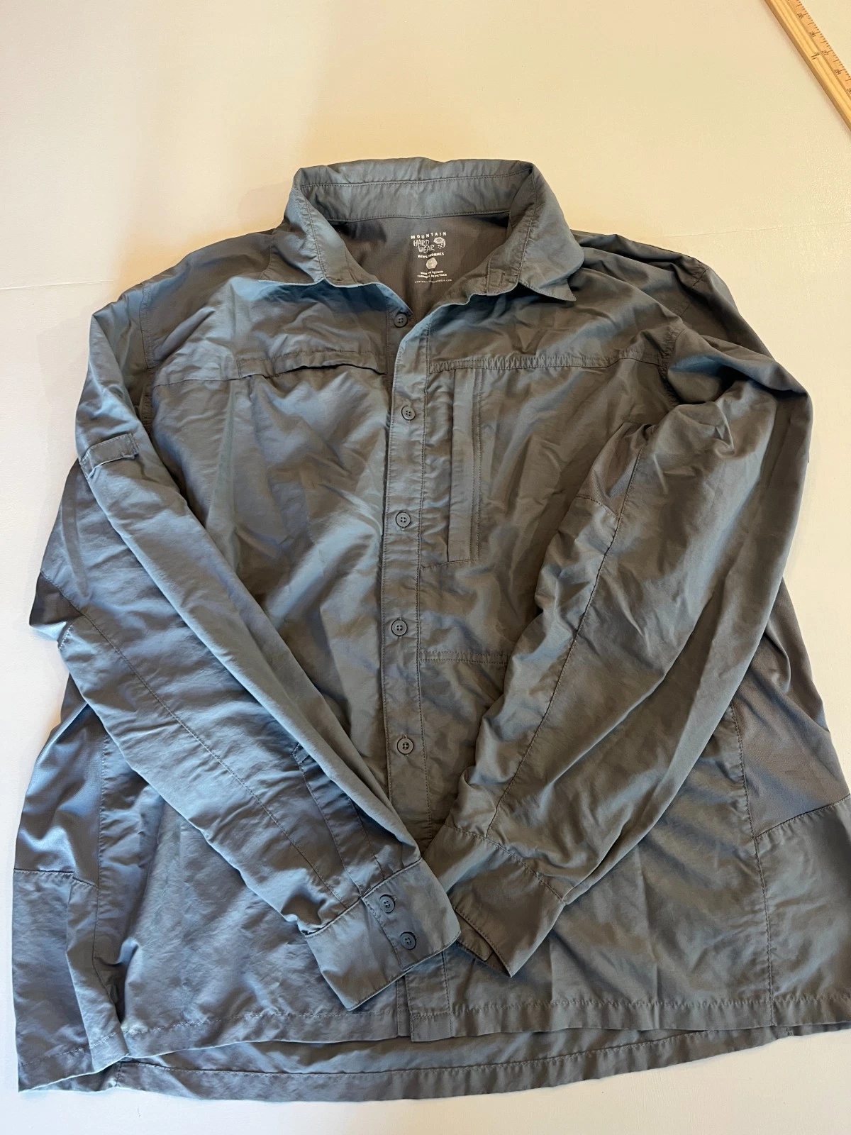 Mountain Hardware Shirt Mens XL Long Sleeve Button Vented Grey Fishing
