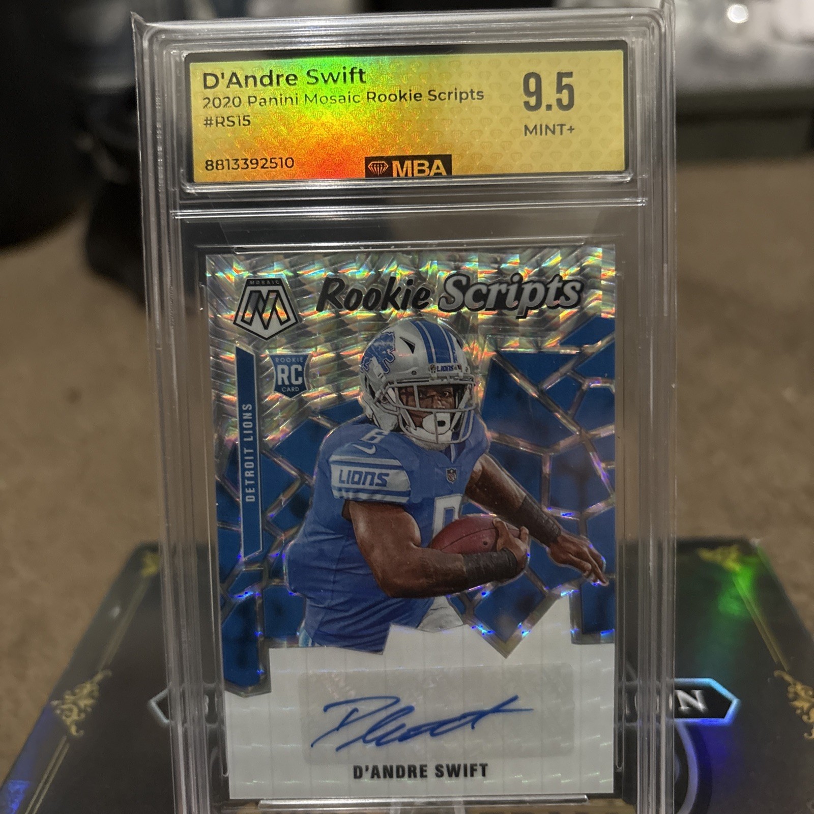 2020 PANINI MOSAIC RS15 D'ANDRE SWIFT ROOKIE SCRIPTS RC AUTOGRAPH MBA 9.5