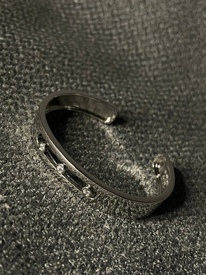 Brazalete Minimalista Diamantes Flotantes Messika Raro 18cm Foto 3 de 4