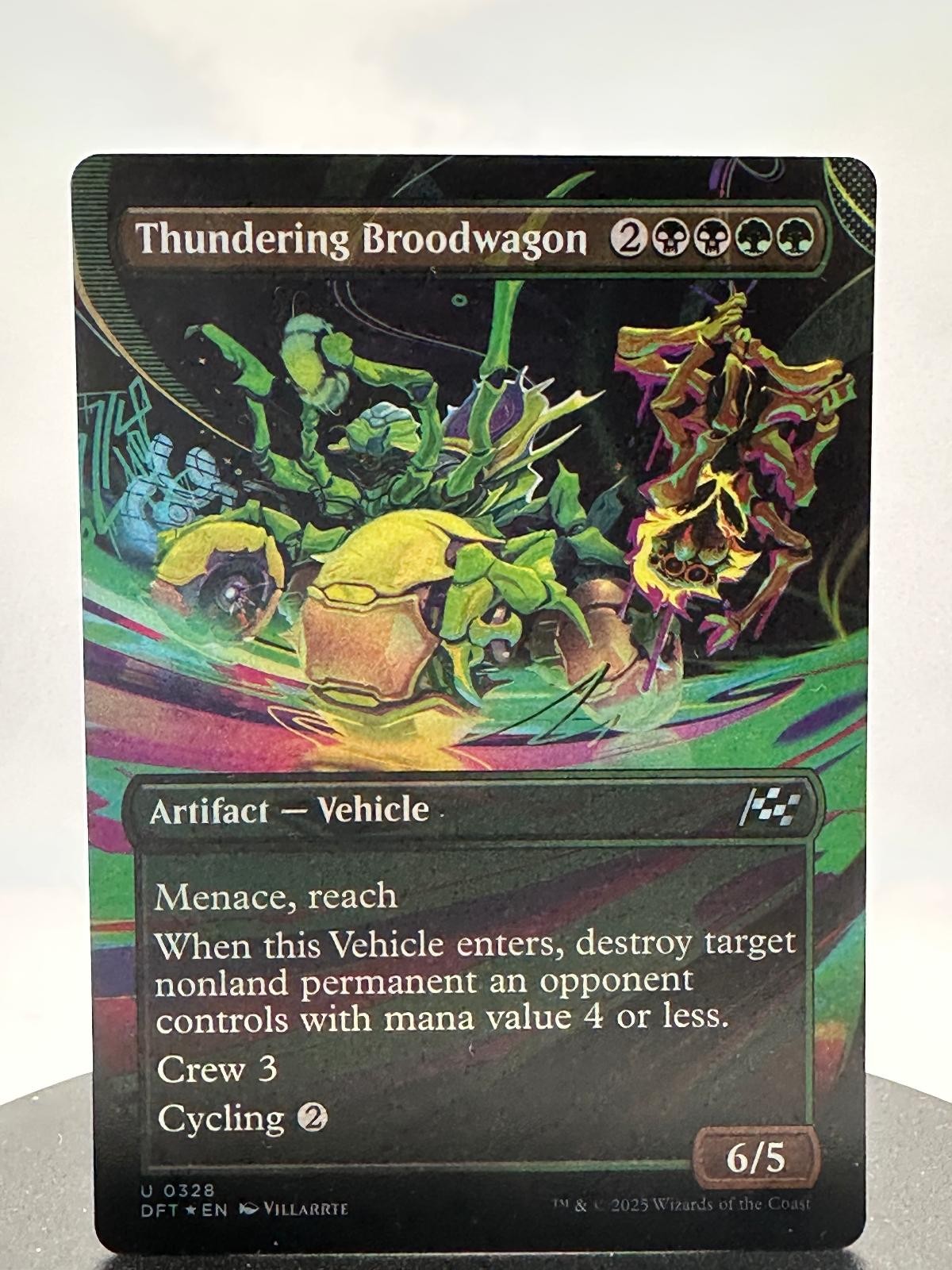 Thundering Broodwagon (Borderless) - 328 - NM - Aetherdrift - MTG