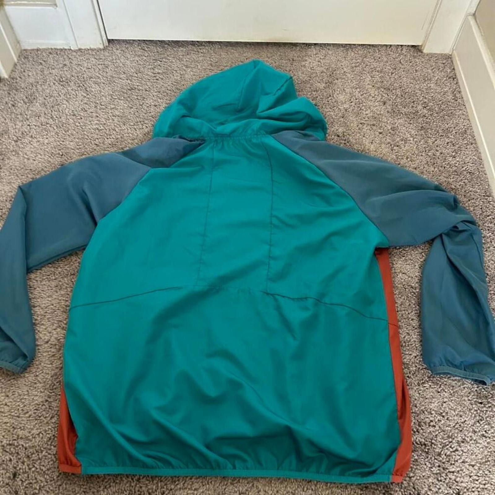 Multicolored windbreakerrunning jacket ventures e… - image 5