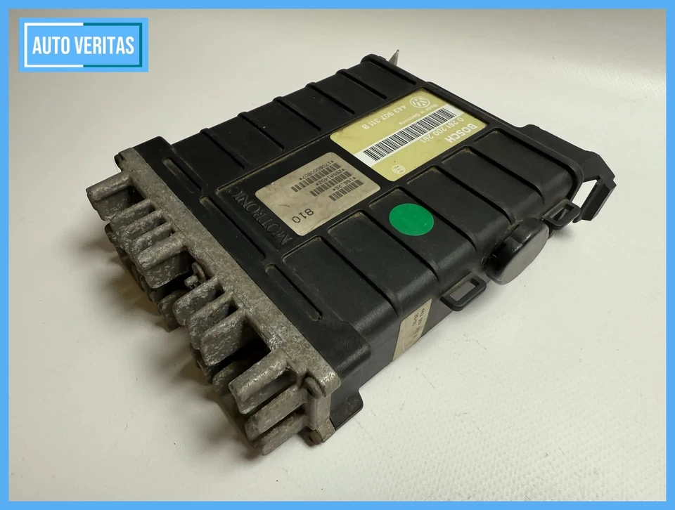 Original VW Passat 35i 1.8 Contrôle moteur ECU 0261200261 / 443907311B - Photo 3/4