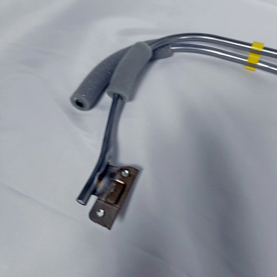 TOYOTA 63221-60030 Land Cruiser Slide Sunroof Cable Guide Casing Genuine OEM New - Image 4 of 4