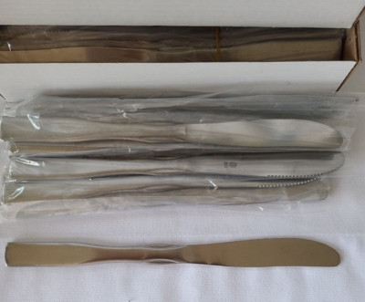 Olive Garden World Tableware Stainless Steel Knives 8-1/2'' Set of 12