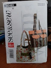 See & Sew Pattern Tote With Pockets (One Size) #B5743 Uncut