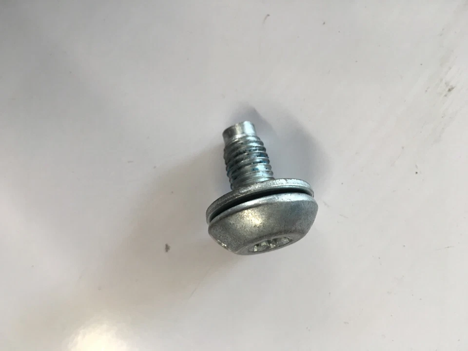 Руль 2005-2007 Mercury Montego от оригинального производителя 6T53 3F563 AB34N5 - Изображение 4 из 4