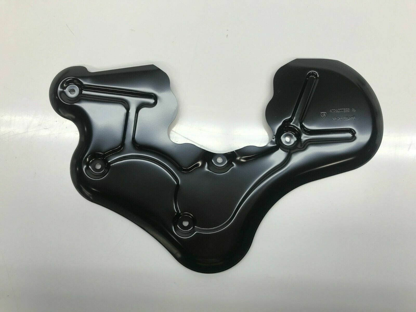 LAMBORGHINI AVENTADOR FRONT RIGHT PASSENGER SIDE HUB COVER SHIELD OEM 470407722B
