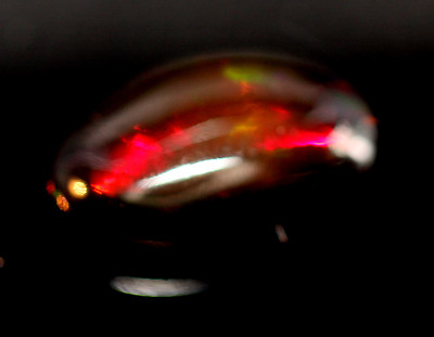 Opale Noire Naturelle D'Éthiopie (Welo) - 1.94 Carats, Coupe Ovale, Non Traitée, Sans Emballage
