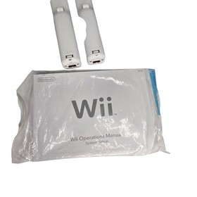 Nintendo Wii Console With Wii Sports Game Bundle Lot System 2 Controllers CLEAN!