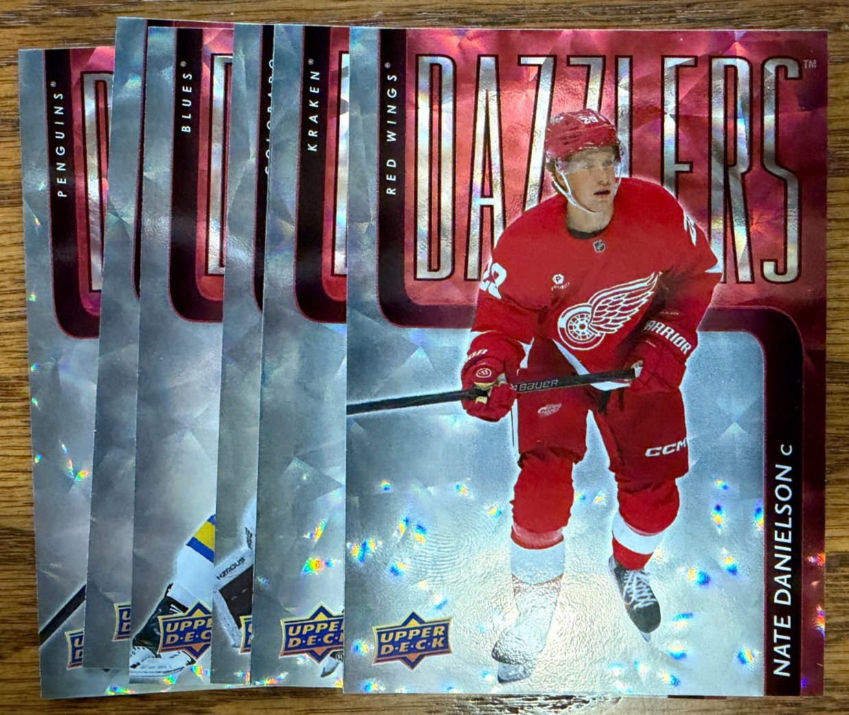 2025-26 25-26 Upper DecK Hockey Extended Series HOLIDAY Dazzlers