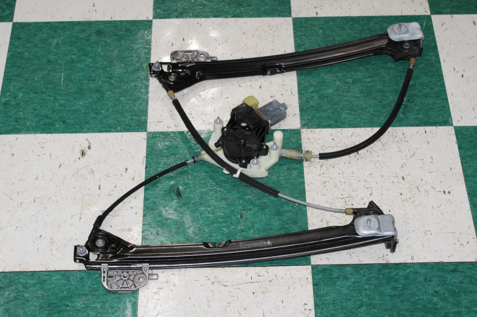 14-17 Ghibli Driver LH Left Front Window Regulator LF Motor Assy OEM Factory OE