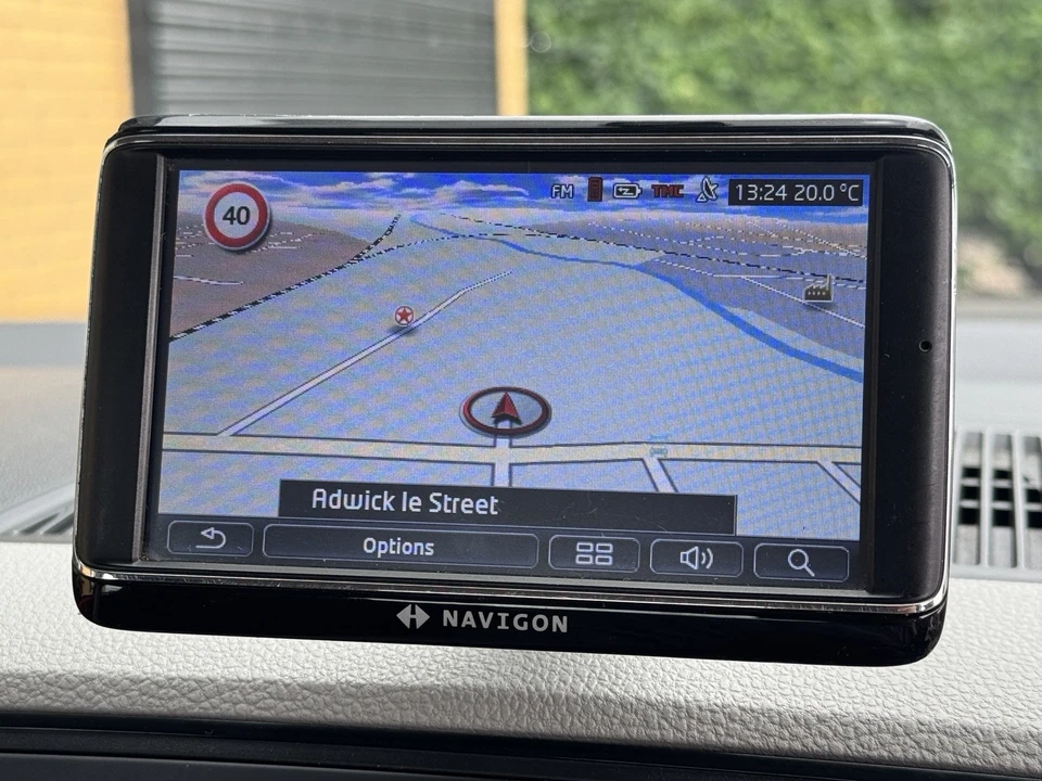 Genuine Volkswagen Up! Navigon Satellite Navigation Sat Nav Screen & Cradle - Image 4 of 4