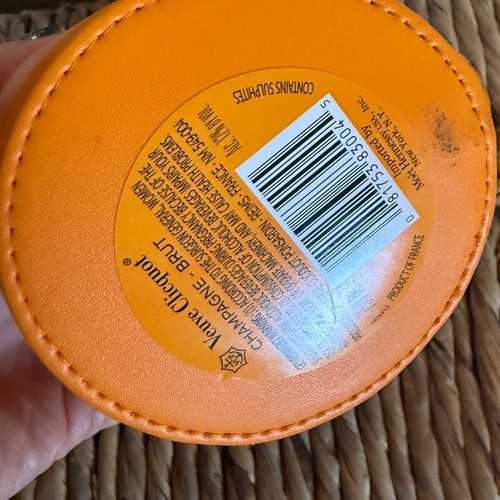 New veuve Clicquot Orange Champagne Bottle CoverSleeve yellow orange jacket zip - Picture 9 of 10