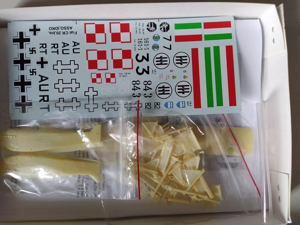 Fiat CR-20,1:72-Choroszy Modelbud A180(SPEDIZIONE TRACCIATA) - Immagine 2 di 2