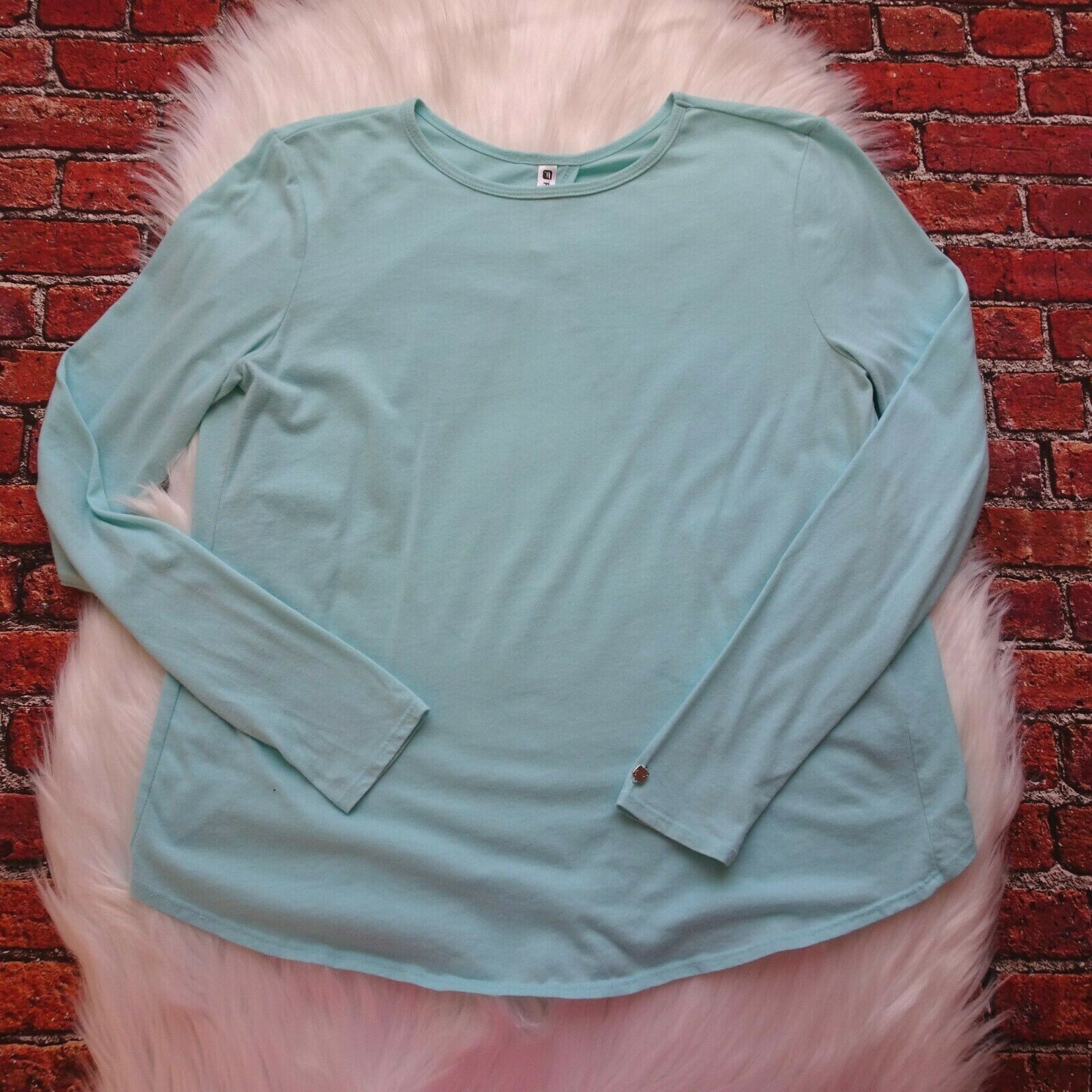 Fabletics Millie Split Back Athletic Tee Top Mint… - image 5