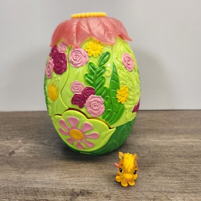 Hatchimals Colleggtibles Secret Scene Egg Playset Motorized Spin Master Toys 