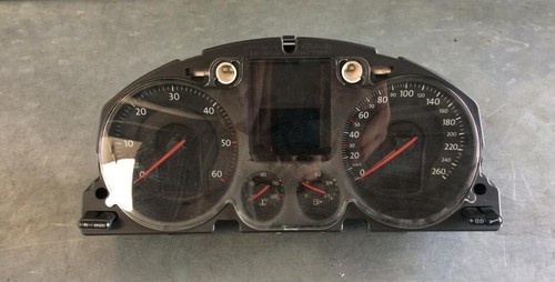 VW Passat 3C 2007  Tacho Kombiinstrument 3C0920860K