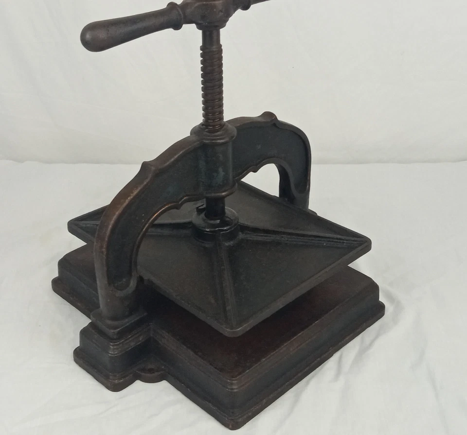 Cast Iron antique  Victorian  Book Press bookBinding & wood stand - Image 4 of 4