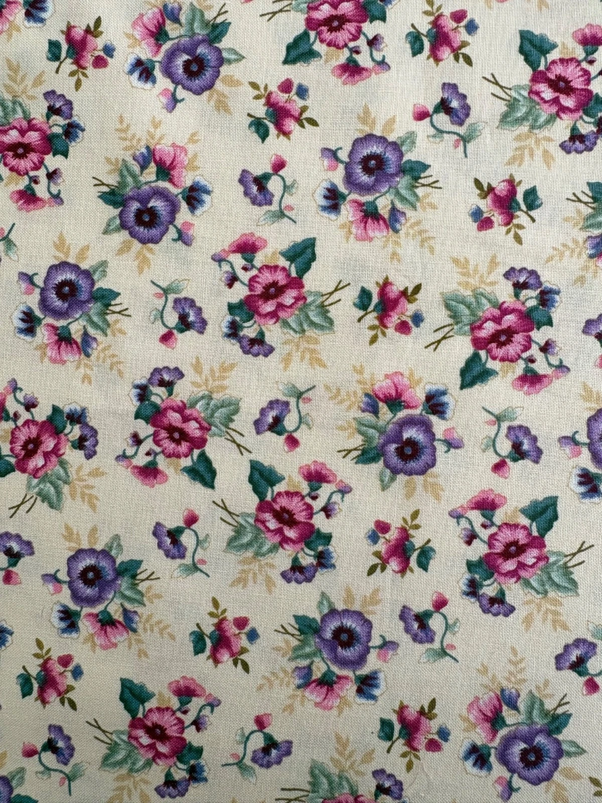 Vintage Faye Burgos by Marcus Brothers pink/purple pansy 34"x44" FREE SHIPPING - product detail image 4