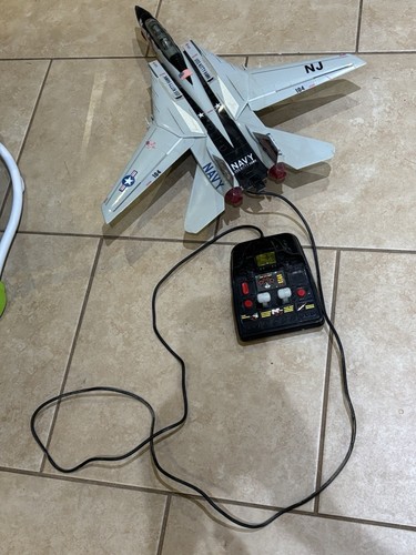 Avión de combate USS Kitty Hawk F-14 de la Marina con control remoto con cable de colección 1990 22,5"" - Imagen 2 de 23