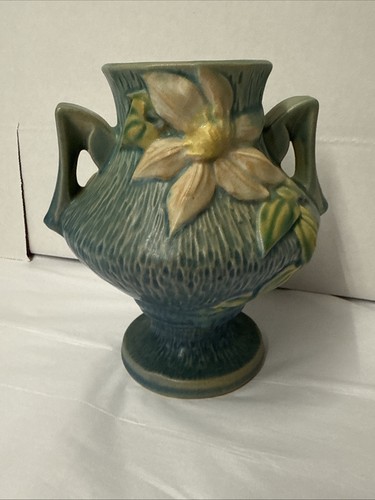 Vtg. Roseville Clematis Double Handled Vase #188-6” Blue & White Flower - Picture 9 of 15