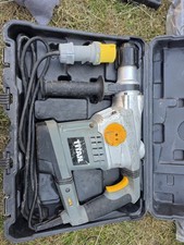 Titan TTB571SDS Electric SDS Max Drill 110volt with Case & Accessories Used