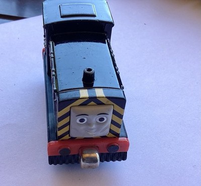 Thomas the Train - Mavis Take N Play Train Die Cast 2012
