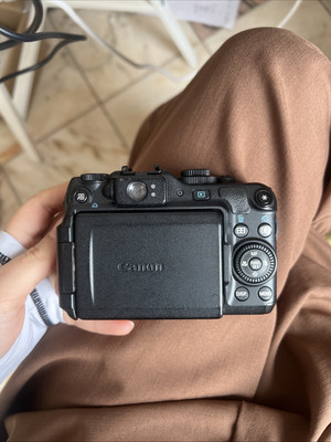 Canon PowerShot G12 10MP Digitalkamera - Schwarz