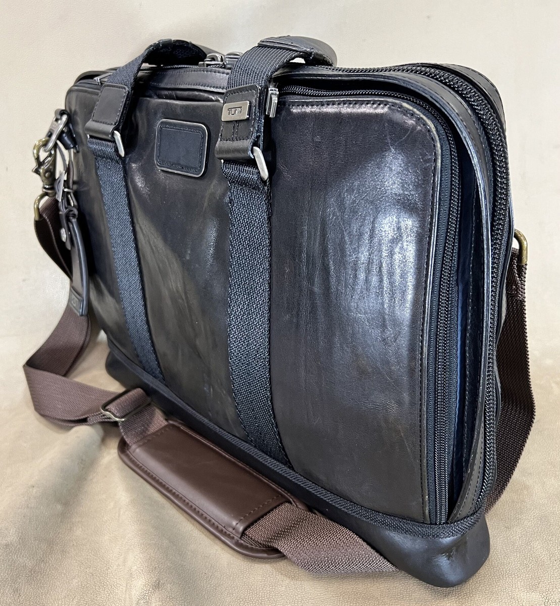 バッグ TUMI ALPHA BRAVO ANDREWS LEATHER BRIEF Advanced Brief | Tumi US