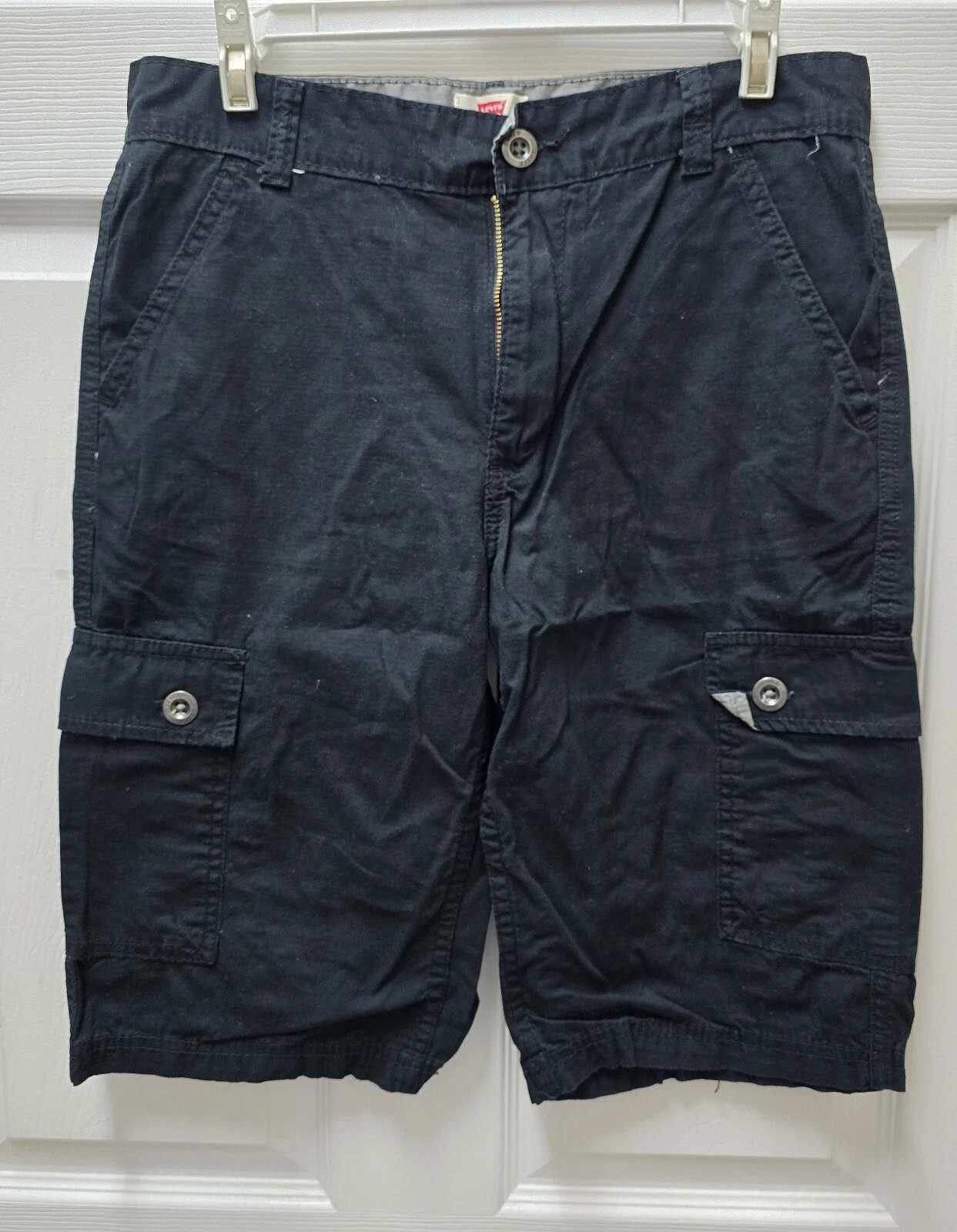 Levis Black Cargo Short 29