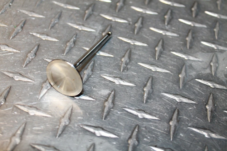 09 13 Kawasaki KX450 KX450F Válvula de escape X2 Tren de válvulas Válvula de titanio Xceldyne Foto 4 de 4